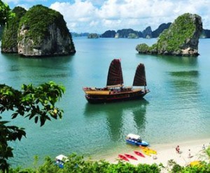 tourisme de luxe vietnam baie d'halong